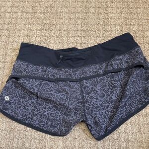 lululemon athletica Dark Gray Patterned Women's Shorts